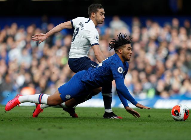 英超第21轮：阿森纳0-0利物浦，继续6分领跑