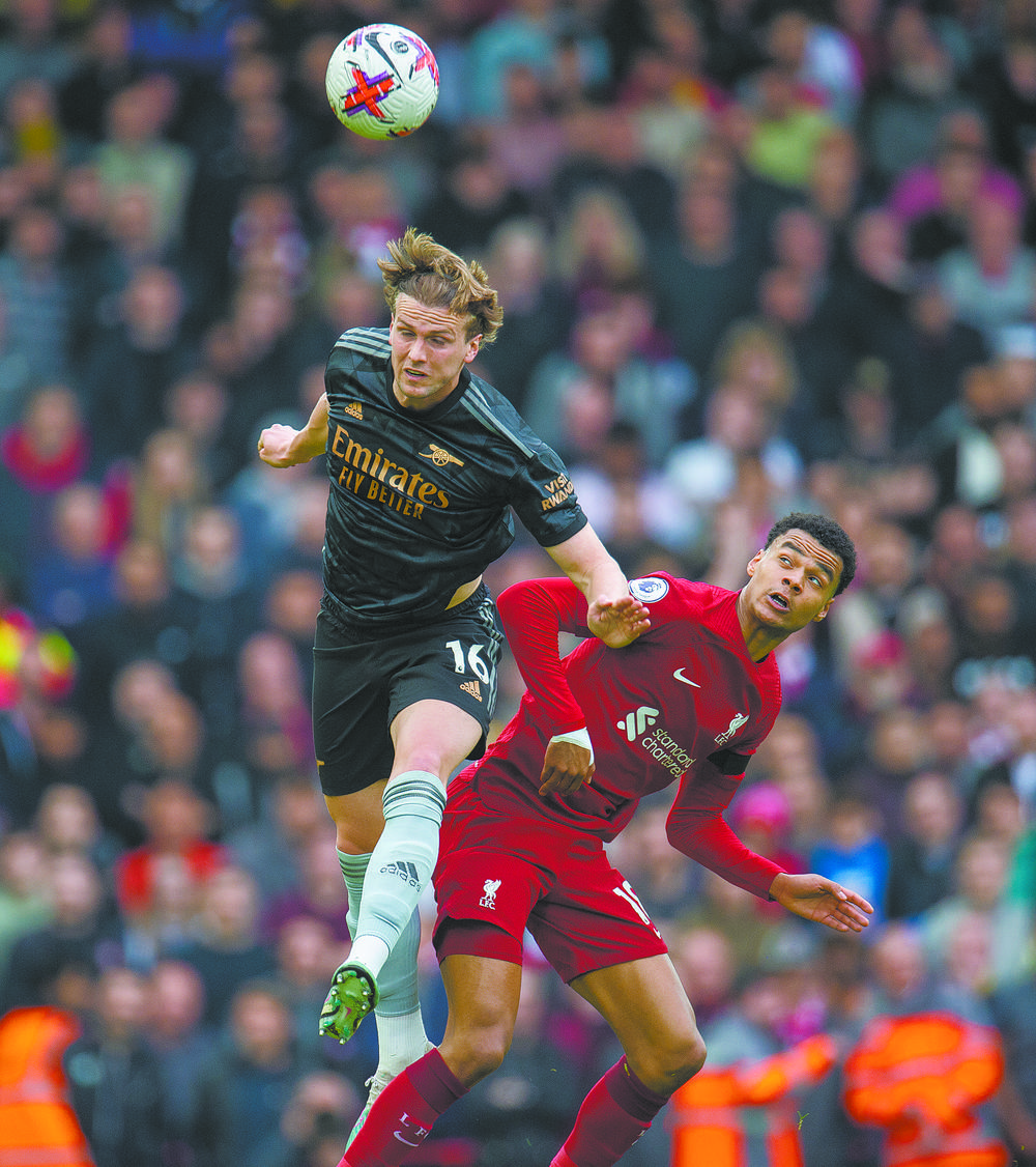 让孩子乐翻天：混乱家庭派对中最适合孩子的游戏