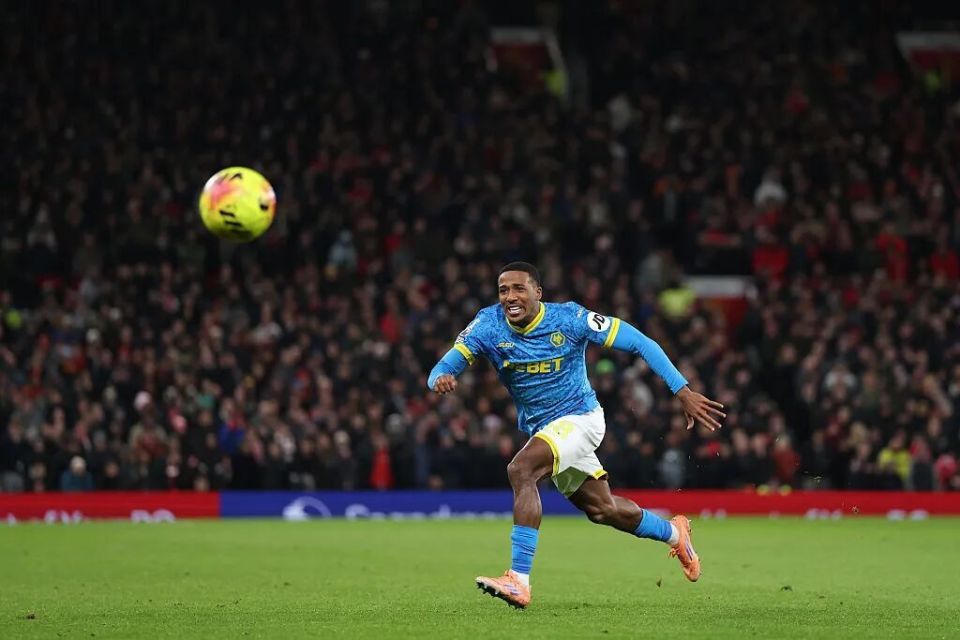 组图 CBA北京主场大胜广东 赵睿关心徐杰伤情